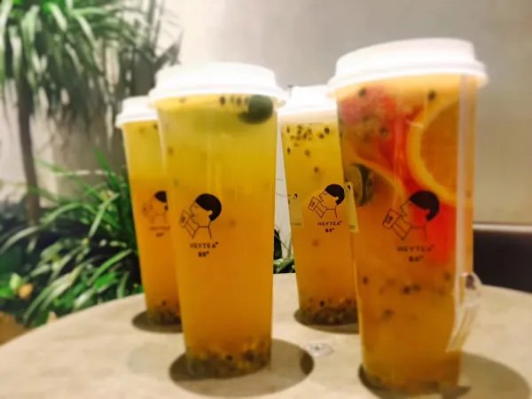 喜茶店员拿错饮料,顾客喝下饮料后入院洗胃,你如何看待此事?