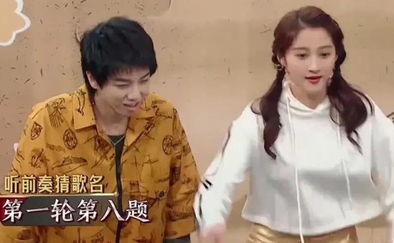 关晓彤非华晨宇不嫁是什么情况,看看关晓彤对华晨宇的评价
