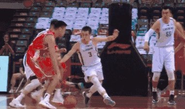 换帅如换刀，郭士强下课辽宁大胜青岛，他们是“演员”？如何评价？
