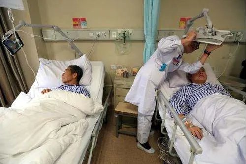 内地支援香港是为什么,香港目前的疫情情况怎么样?