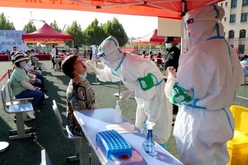 中国留学生加拿大发生聚集感染，是有人故意还是别的原因？