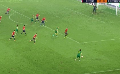 费莱尼头球帽子戏法反超大连,那么韦世豪的周MVP是不是黄了?