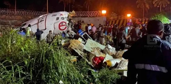 印度客机冲出跑道已致17人死亡 印度客机致17人死亡