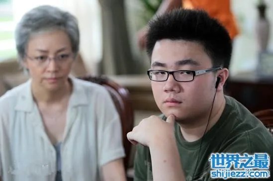 宋丹丹儿子宣布出柜，其实只是愚人节的玩笑 