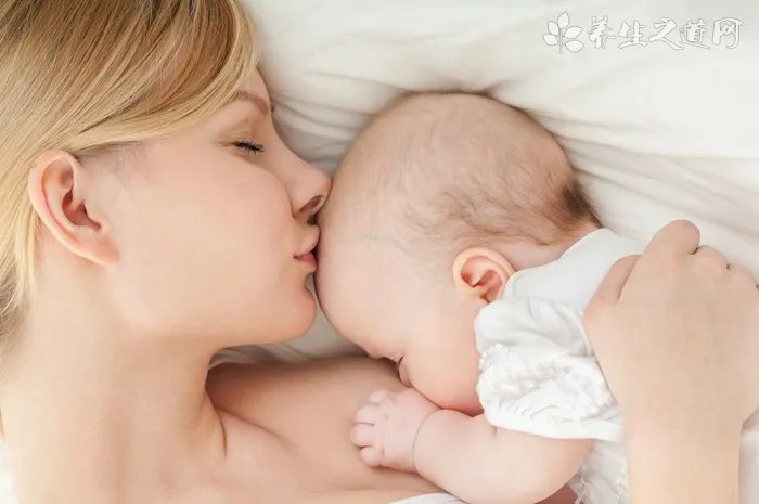 送初生婴儿什么礼物