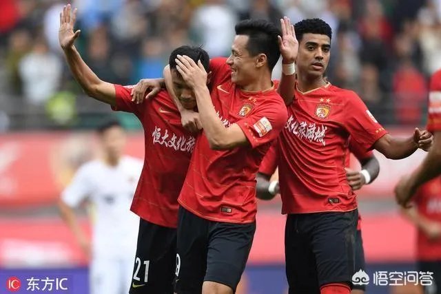 恒大VS上港双方发布战前海报:永无止境VS寸土必争,你怎么看?