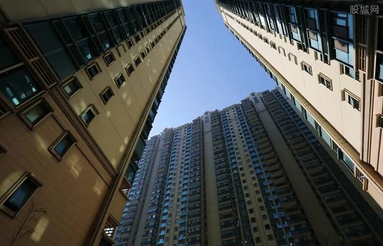 经济日报：楼市金九银十有点冷 基本处于观望状态
