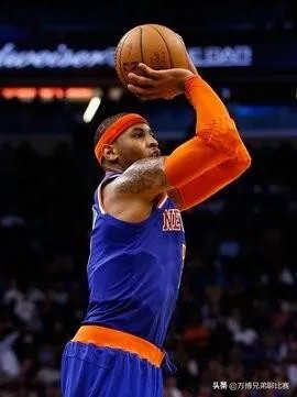 安东尼训练视频罕见曝光，满身肥肉状态不佳，他还有能力打NBA嘛？你怎么看？