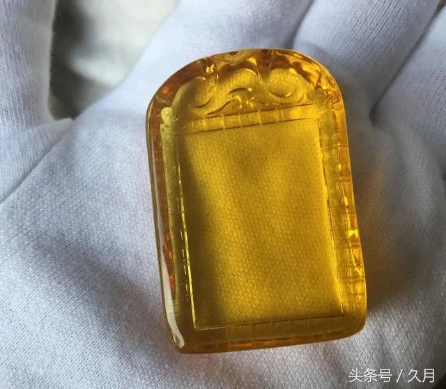 这个不是琥珀吧?