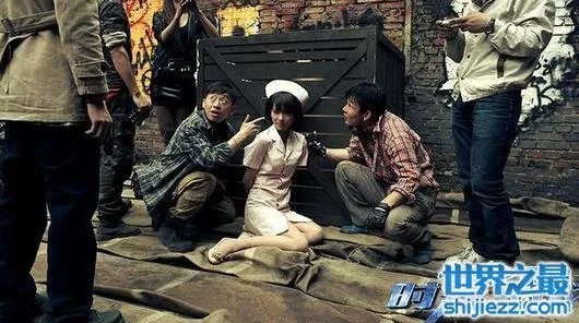 刘萌萌潜规则照片曝光,宅男女神被卖肉女星顶替