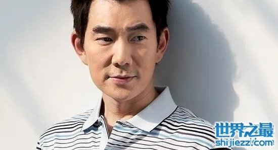 任贤齐扇子门怎么回事，不小心捅到女星马瑞曼下体 