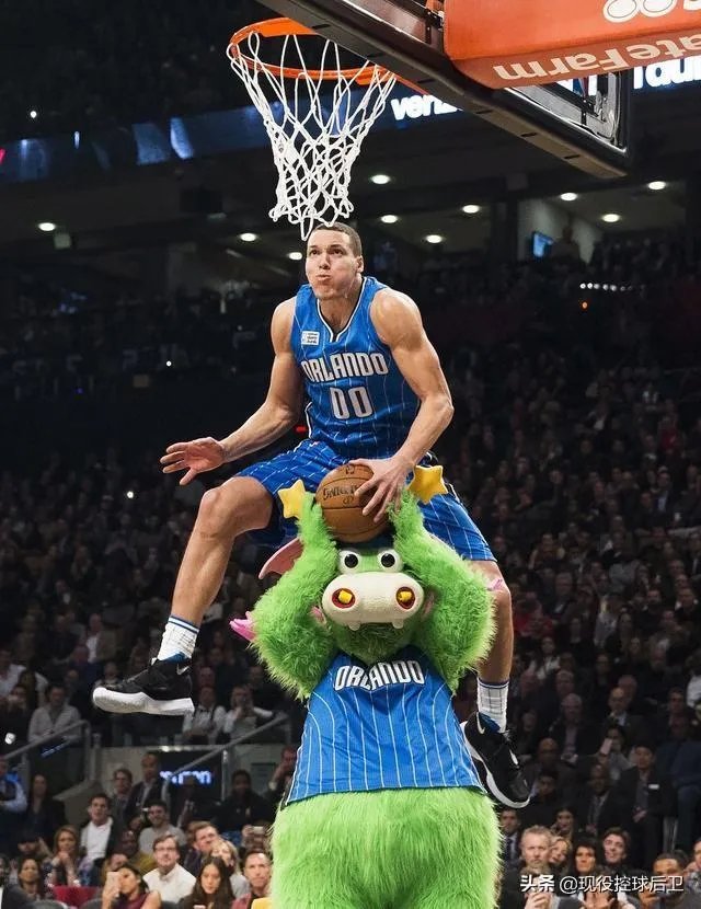 如何看待本届NBA全明星赛戈登5个50分未夺冠?