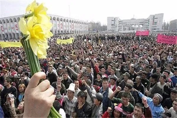 巴黎发生袭警事件，行凶者到底是因为什么原因？