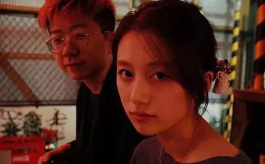 李诞网红老婆晒照什么情况:黑尾酱ins美照及资料简介