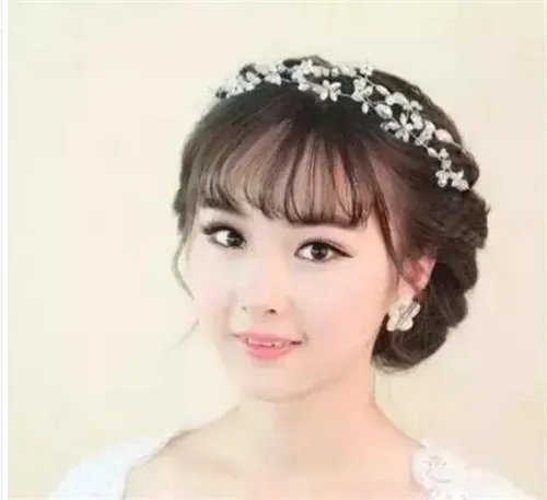 新娘结婚当天发型图片欣赏 新娘结婚当天扎什么发型好