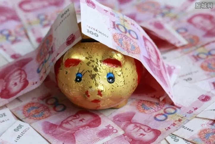 女子网恋骗168万 这些网骗套路需注意!