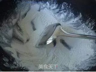 紫薯冰皮月饼