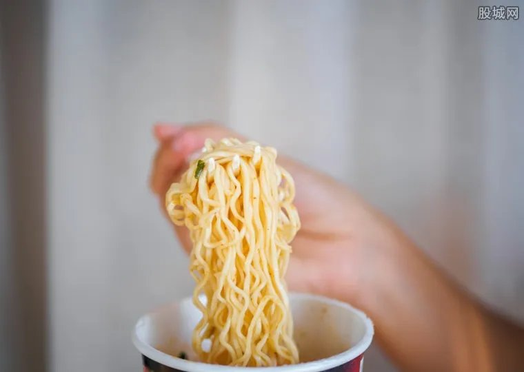 韩国方便面向中国出口最多 去年出口量超4万吨