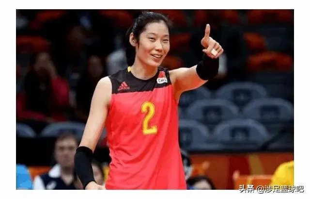 朱婷：女排精神不是胜利时才有！国足何时才能有如此精神？