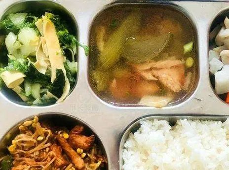 大学食堂推出1毛钱米饭,这样做的目的是什么?