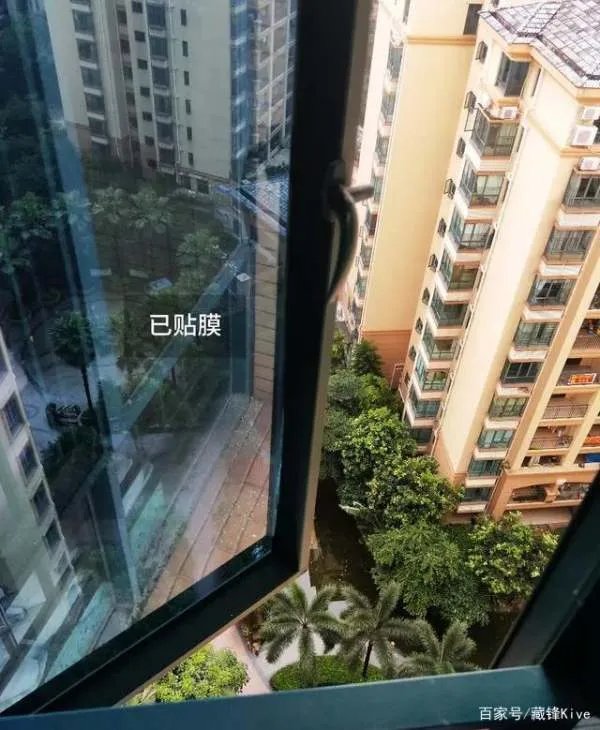 家中窗户和阳台玻璃贴太阳膜有什么好处和缺点？