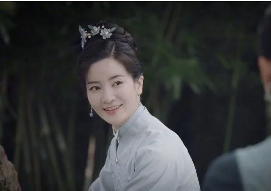 李晟说李佳航是极品黑,你觉得她在《锦心似玉》的演技如何?