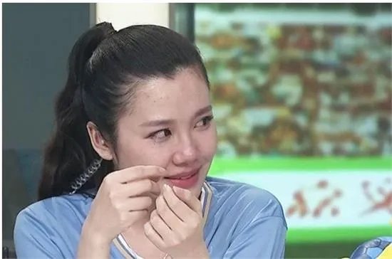 揭秘刘语熙热裤门事件 疑似和王思聪有合作
