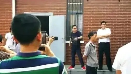 研究所回应集体离职 被挖走的