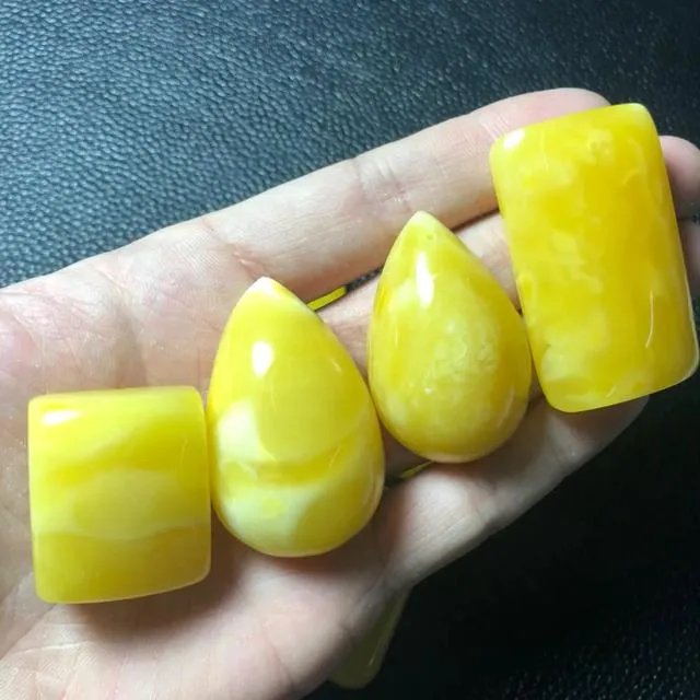 这个不是琥珀吧?