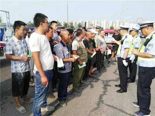 教练出车祸2名学员身亡事件,事情的原委是什么?
