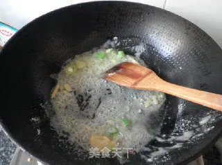 奶汤蒲菜