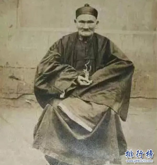 世界上最年长的人排行榜,“菜篮公”陈俊活了四个世纪(443岁)