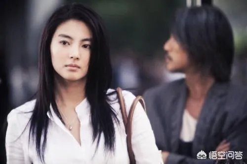 鄂博会成为下一个爆红的“星女郎”吗?