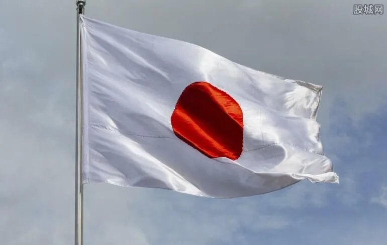 青年南京扮日本武士 引起民众的公愤