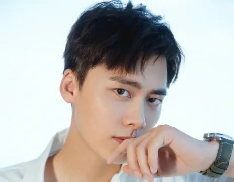 李易峰被问到35岁结婚的flag能实现吗，他是如何回应的？