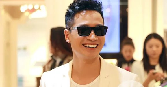 何晟铭老婆是谁?