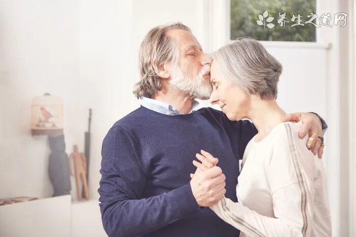 梅西评价詹姆斯是怎么说的？梅西第6次足球先生是什么时候？