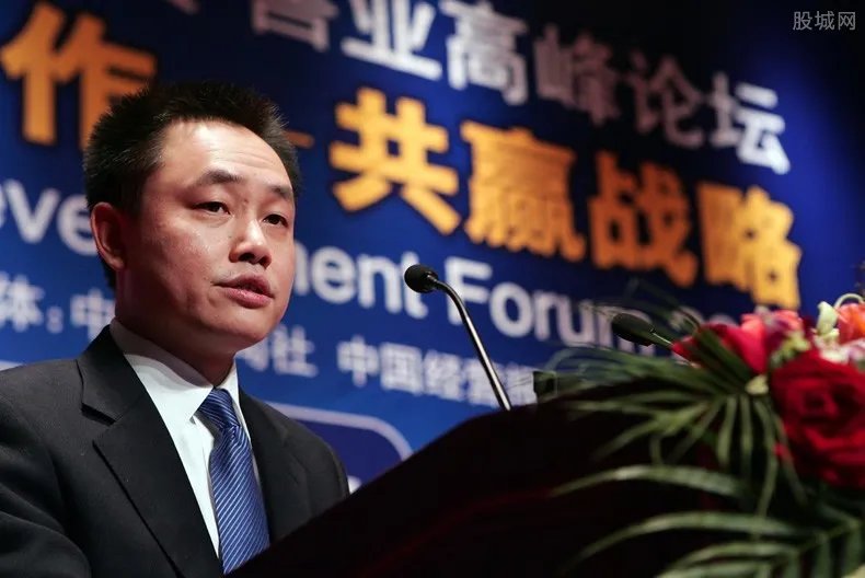 黄光裕坐了几年牢 他为什么会被抓进去坐牢