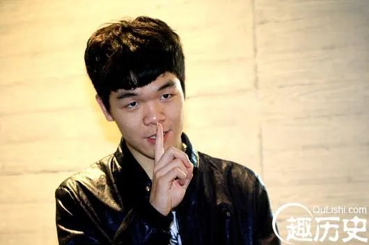 柯洁为什么叫棋渣?柯洁和李世石谁厉害?
