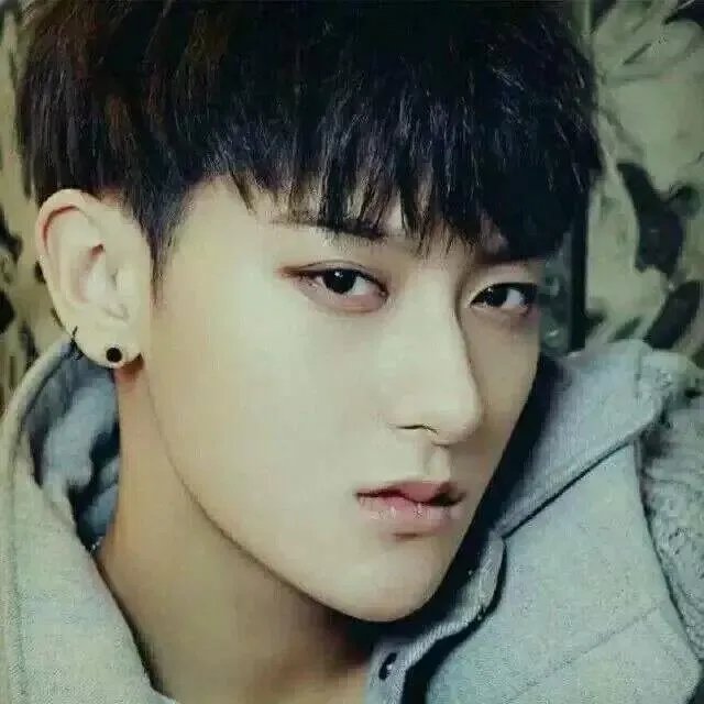 如何评价黄子韬胜诉SM?