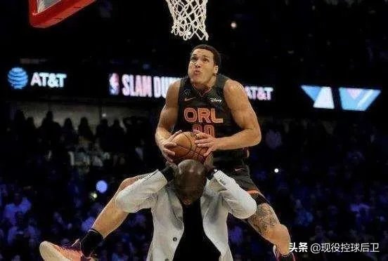 如何看待本届NBA全明星赛戈登5个50分未夺冠?