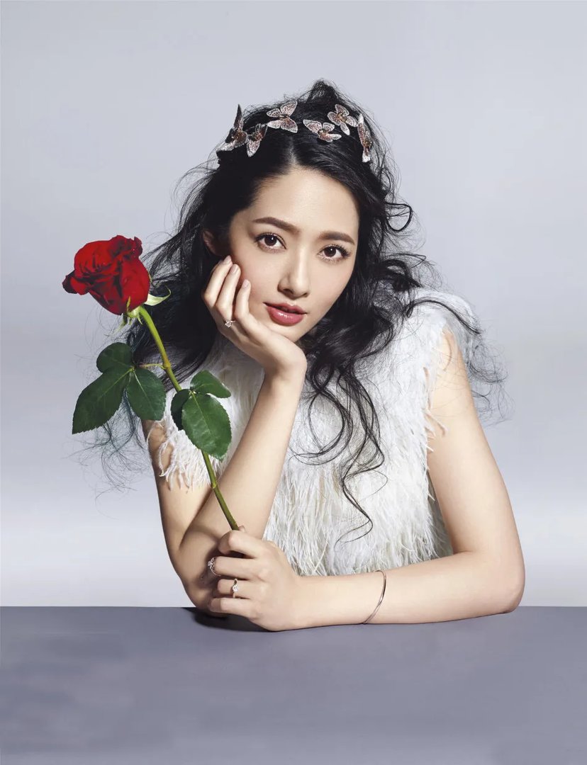郭碧婷产后首次复出,你觉得她的状态怎么样?