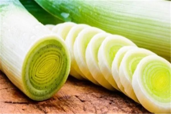 大葱价格短短几天翻几倍,为什么价格会上涨这么快?