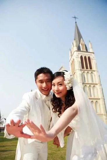 徐根宝申思的矛盾怎么回事 申思老婆王云太美了