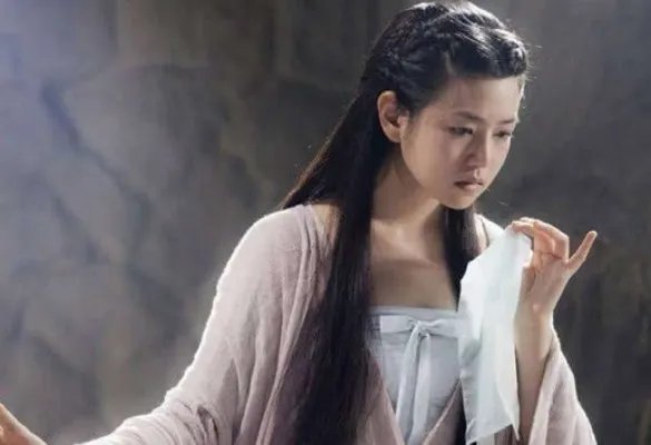 倪妮探班陈妍希合照是亮点:揭陈妍希紫霞仙子定妆照