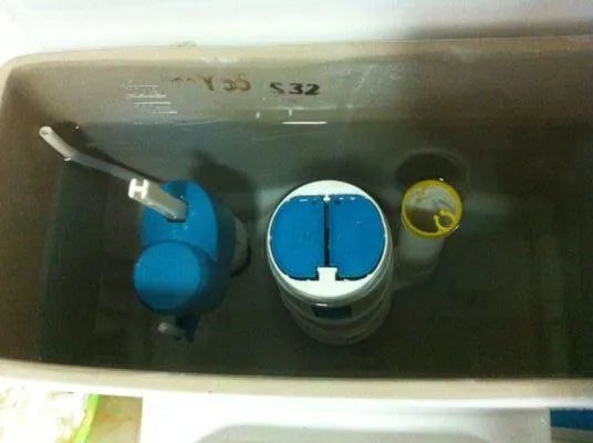 座便器漏水的维修解析   座便器漏水的原因