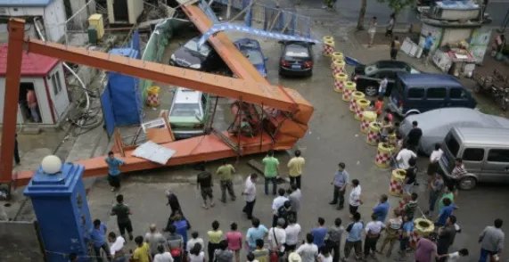 深圳地铁龙门吊倒塌,是否造成人员伤亡?