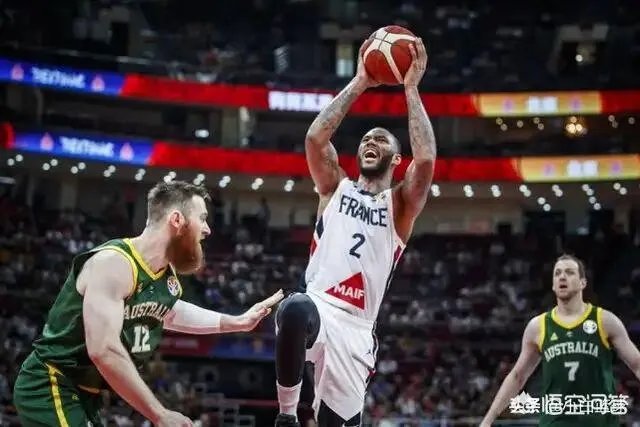 法国67-59逆转澳大利亚，德科洛19分，富尼耶16分，怎么评价？