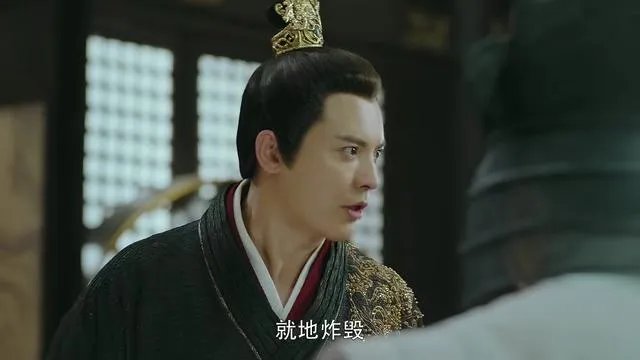 如何评价《凤弈》中崔鹏饰演的梁灏帝?