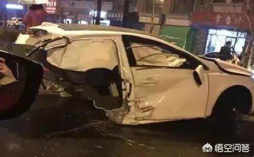 沃尔沃与奥迪相撞，沃尔沃被当场撞断成两截，你怎么看？